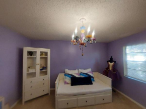 Oya Suite-Gated Oasis with Pool, Courtyard, & Whimsical Kids Rooms!